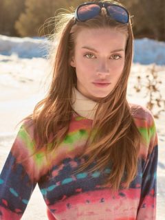 Hello Monday 🍂
Farbenfroh durch den Winter von @aldomartins_bcn 
Dieser kuschelige Pullover bringt Wärme, Stil und gute Laune in kalte Tage.
Kommt vorbei 🍂🍂
CEPAKA
Waldstrasse 42
76133 Karlsruhe 
#cepakakarlsruhe
#avantgardeexclusive
#winterlook
#farbenliebe
#boutiqueinkarlsruhe
#damenmode
#statementpullover 
#shoppinginkarlsruhe
#herbstwintermode